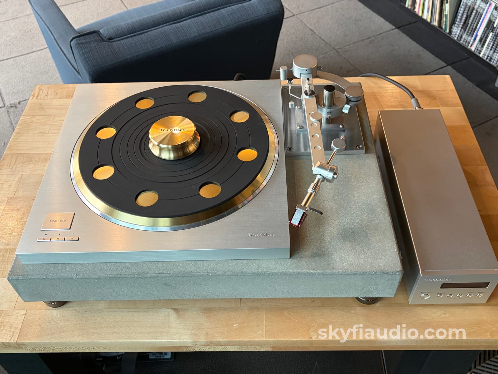 SkyFi Custom See-Through Record Mat - For Technics and Others - NEW Accessory