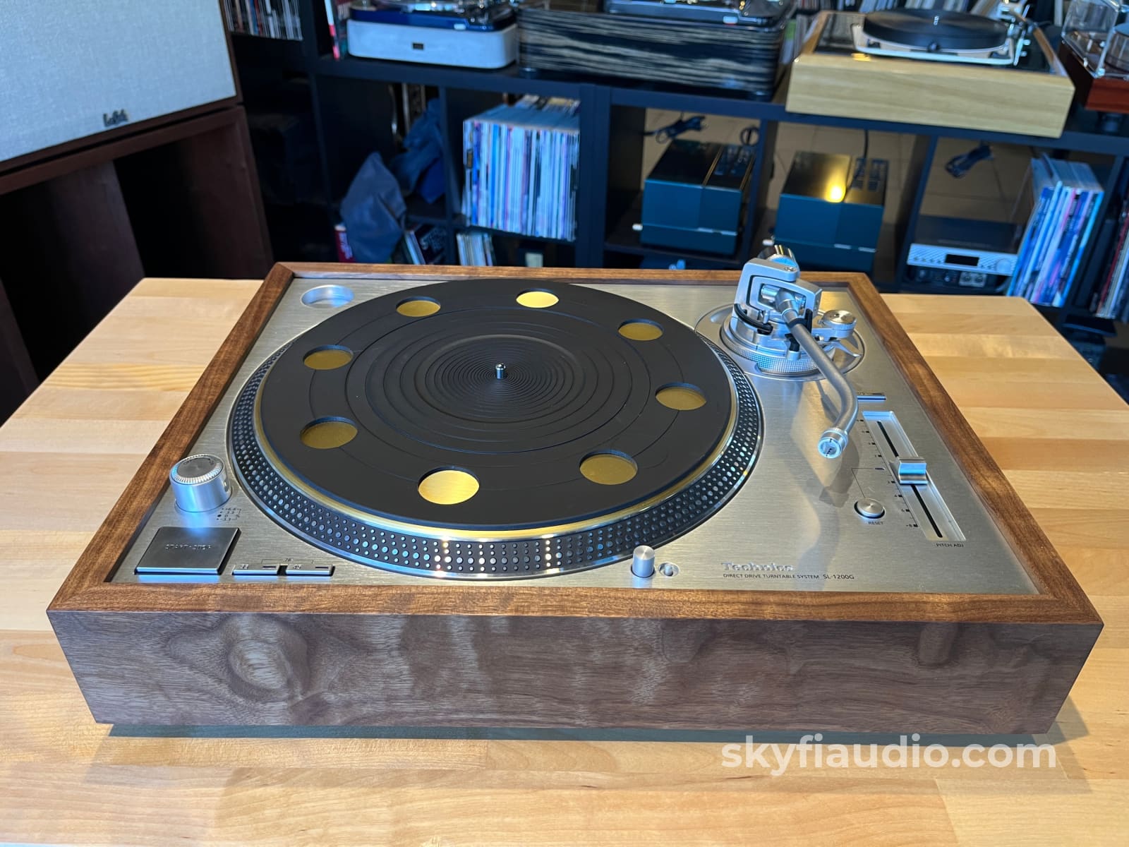 SkyFi Wood Plinth For Technics Sl-1200G and Others - Unique Figuring