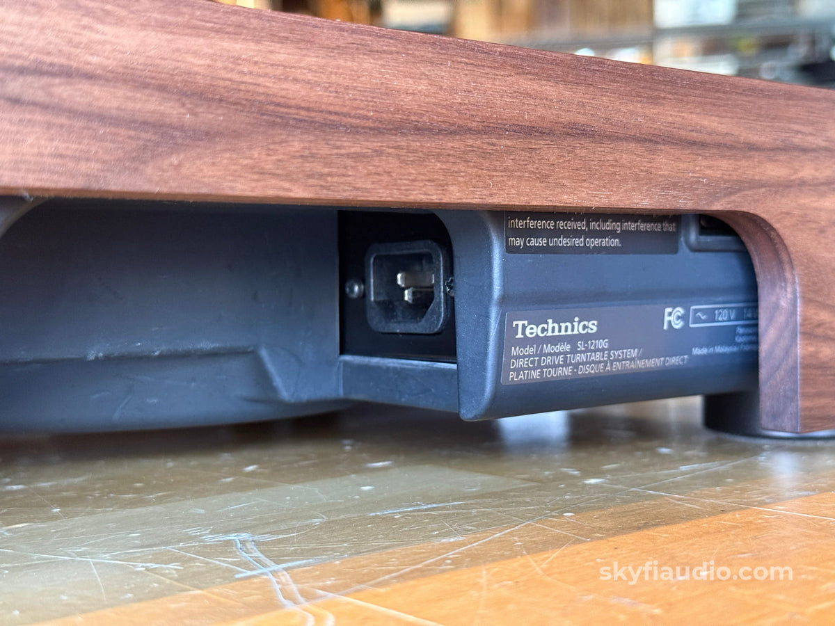 SkyFi Wood Plinth for Technics SL-1200G and Other Models Accessory