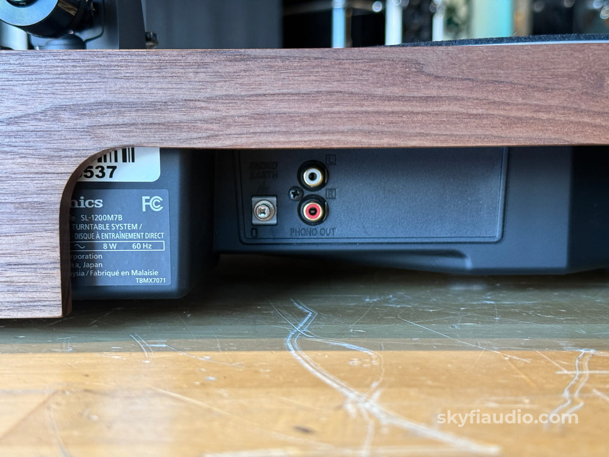 SkyFi Wood Plinth for Technics SL-1200G and Other Models Accessory