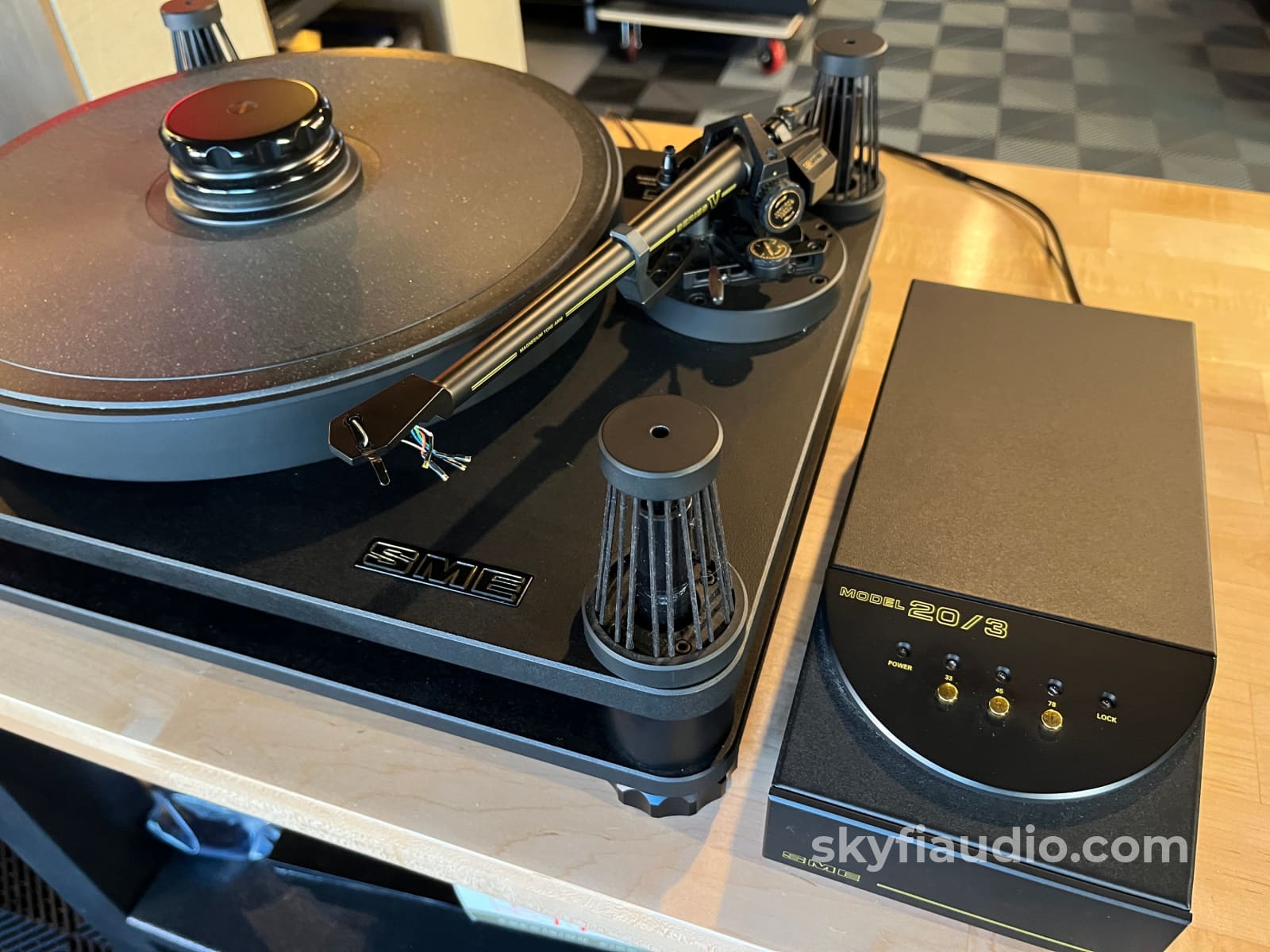 SME 20/3 Turntable - W/ Lyra Kleos MC Cartridge - SME Series V Arm Turntable