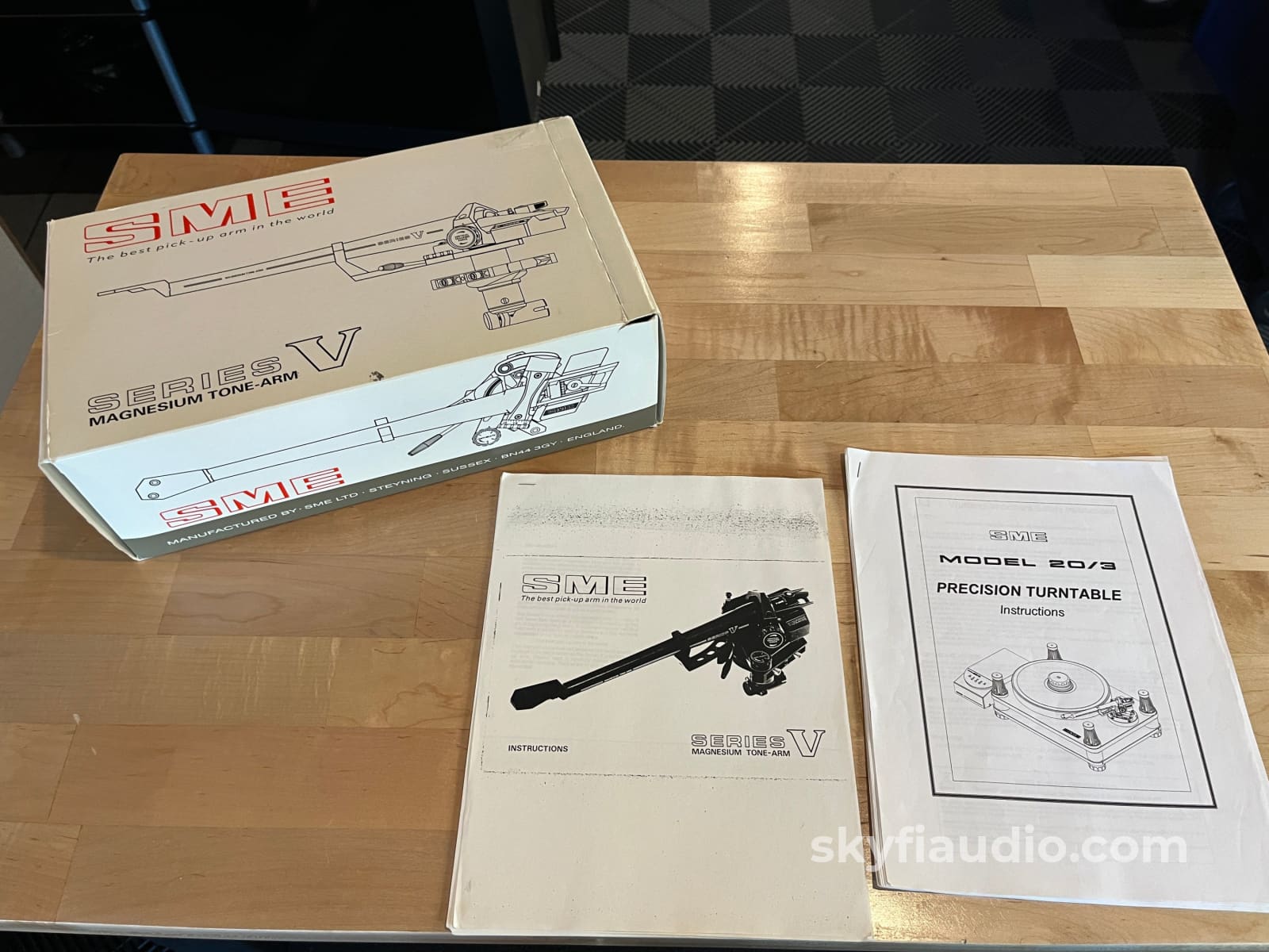 SME 20/3 Turntable - W/ Lyra Kleos MC Cartridge - SME Series V Arm Turntable