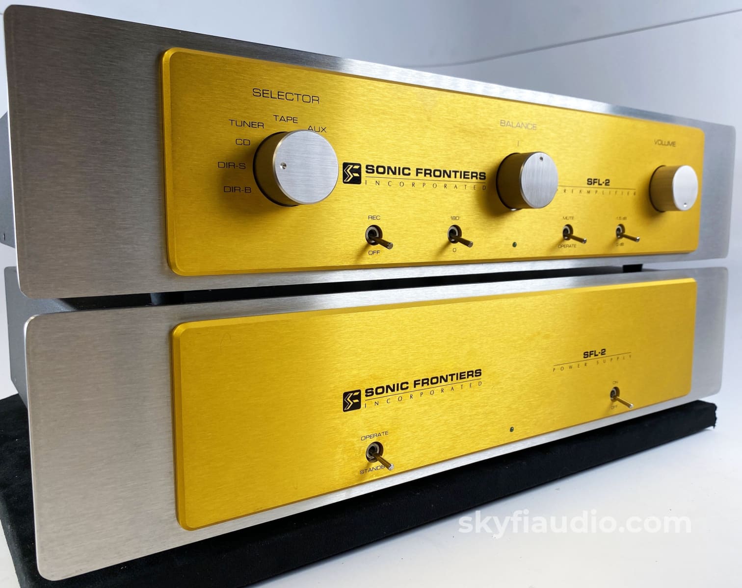 Sonic Frontiers Sfl-2 - All Tube Dual-Chassis Preamp Preamplifier