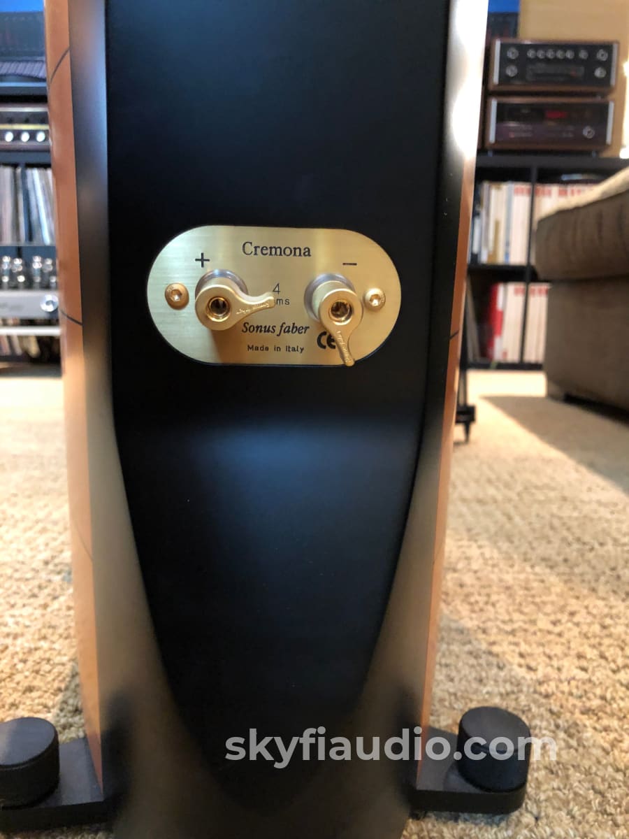 Sonus Faber Cremona Speakers - Made In Italy
