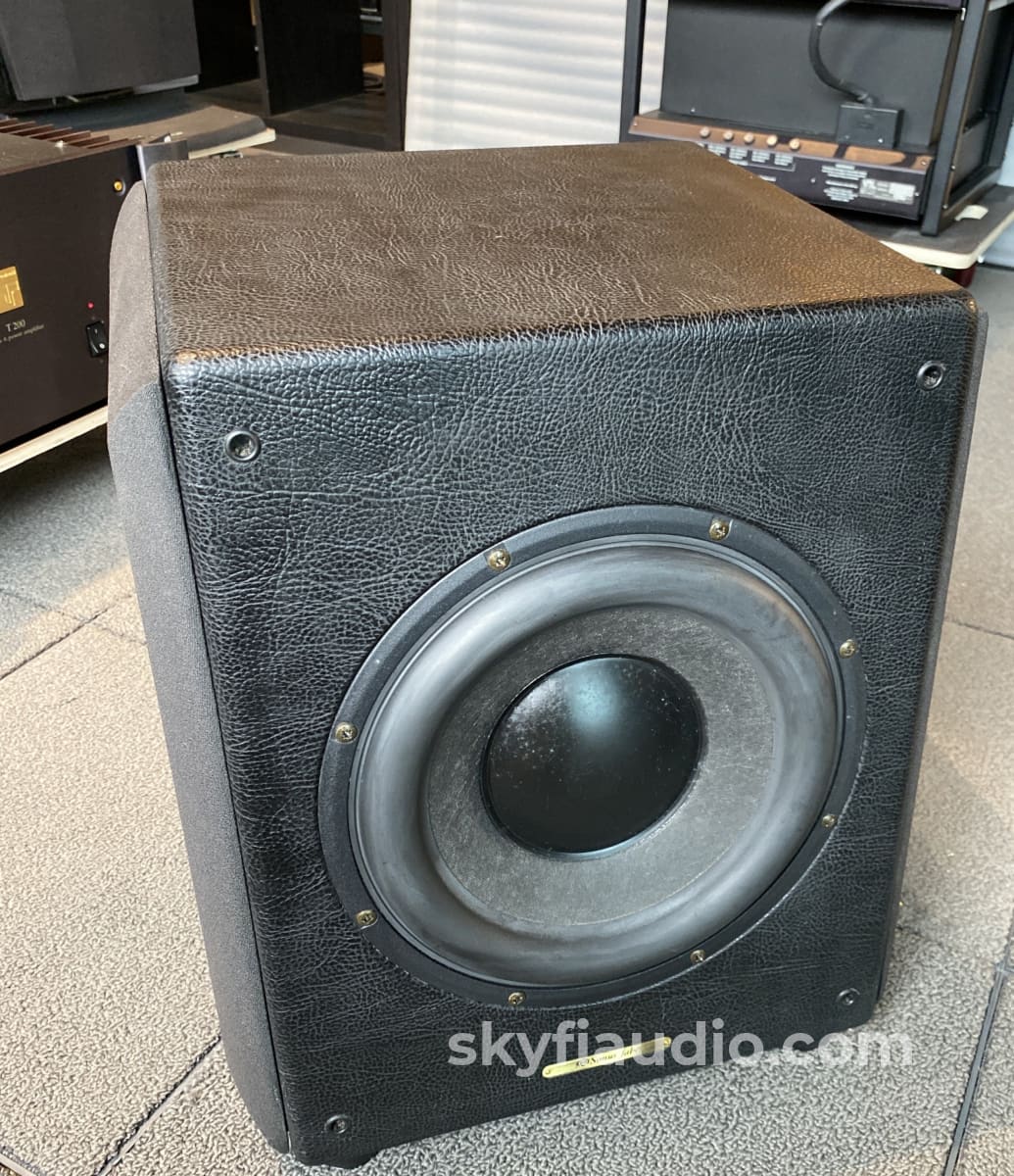 Sonus Faber - Gravis B1 Subwoofer Featuring Three 10 Drivers Speakers