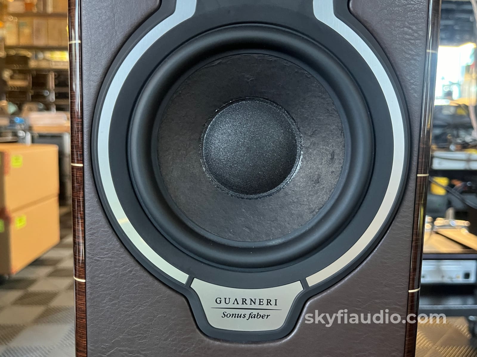 Sonus Guarneri Tradition Speakers /With Carbon Stands