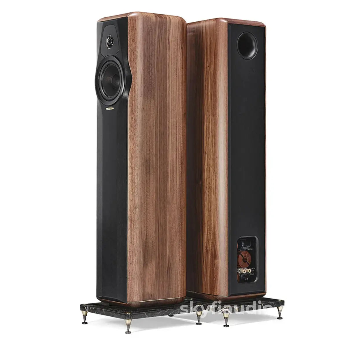 Sonus Faber Maxima Amator Floorstanding Speaker Speakers