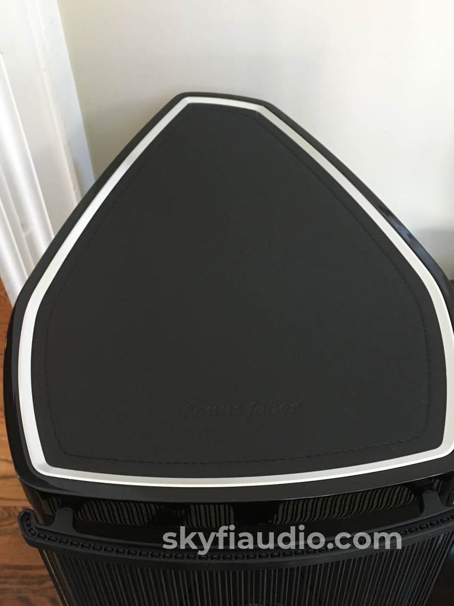Sonus Faber Olympica Ii Speakers In Gloss Black - Demo Pair Like New And Complete