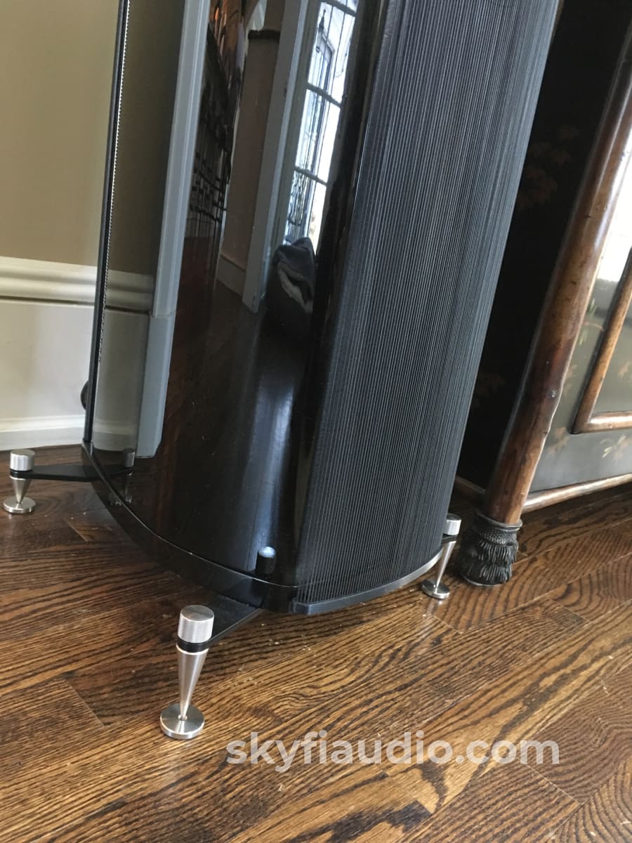 Sonus Faber Olympica Ii Speakers In Gloss Black - Demo Pair Like New And Complete