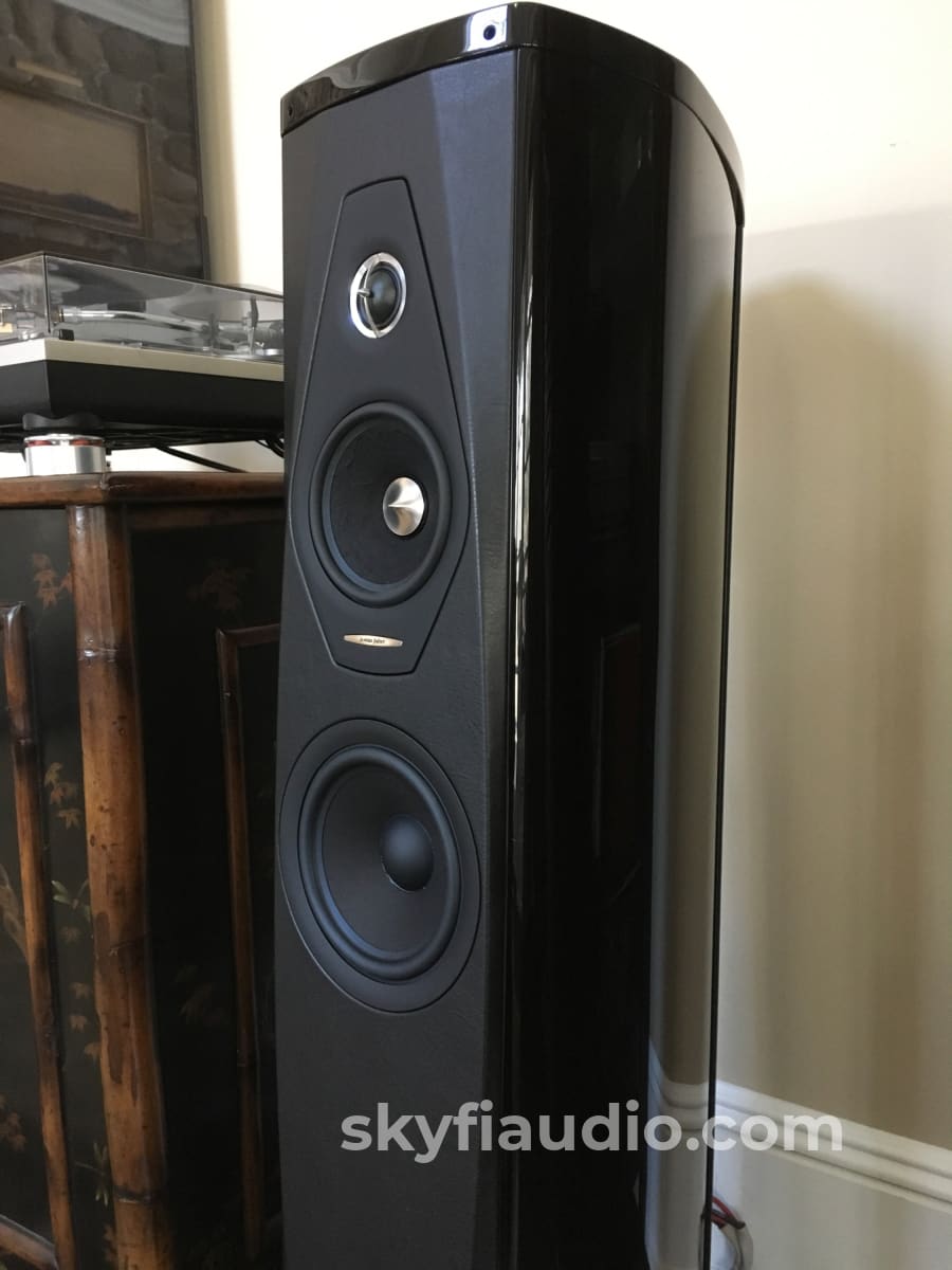 Sonus Faber Olympica II Speakers in Gloss Black - Demo Pair - Like New