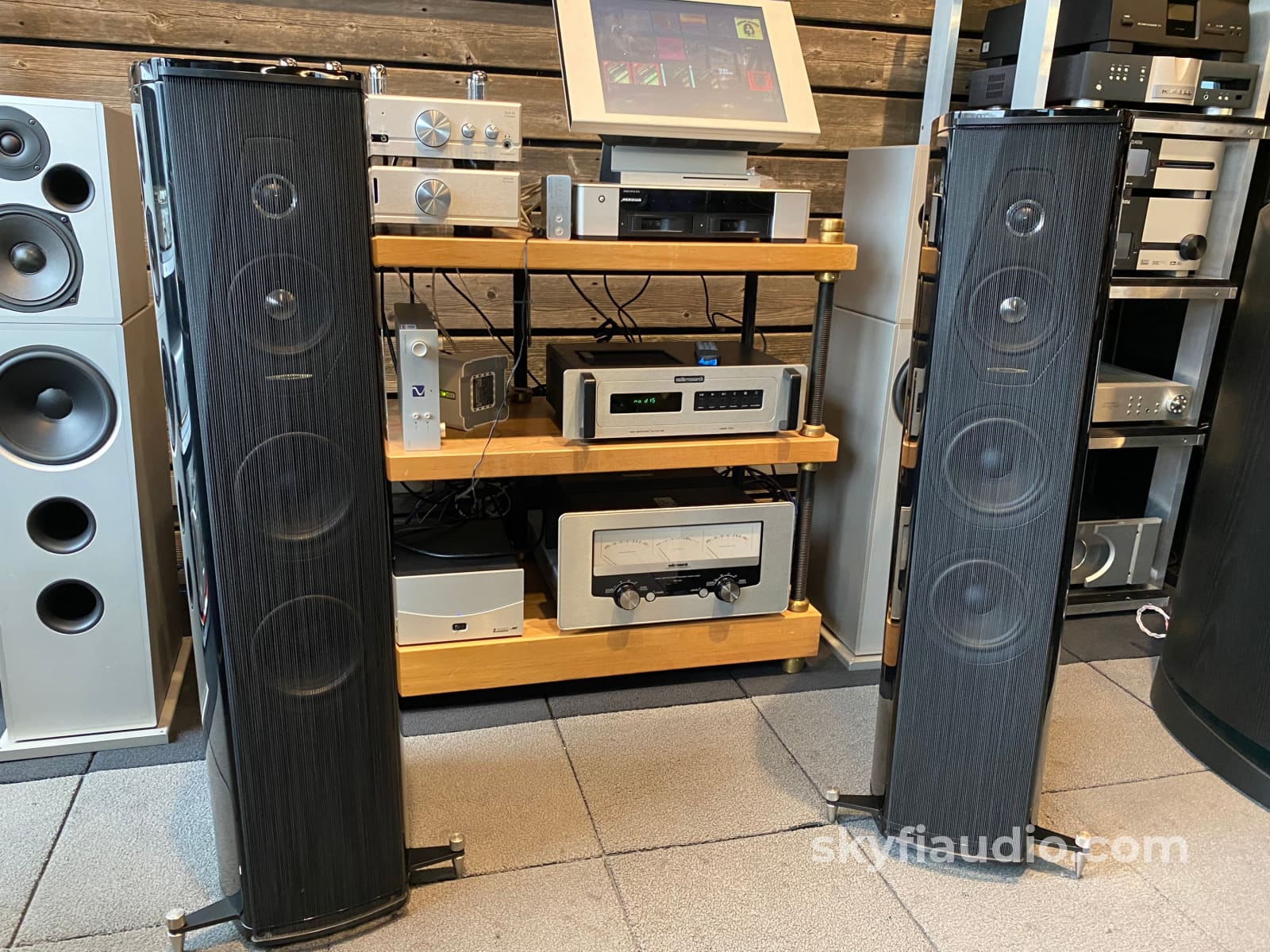 Sonus Faber Olympica Iii Speakers In Gloss Black And Leather