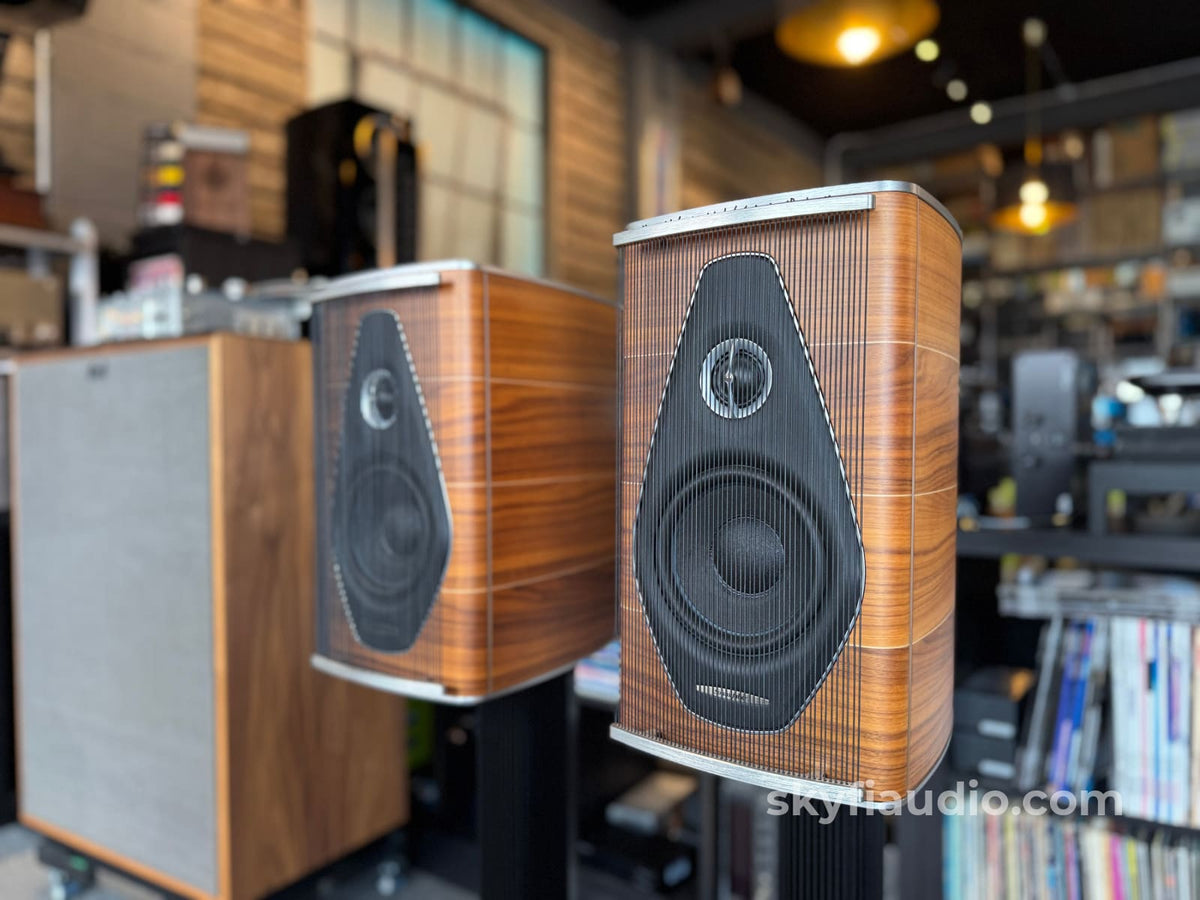 Sonus Faber Olympica Nova I Speakers w/ Stands Speakers