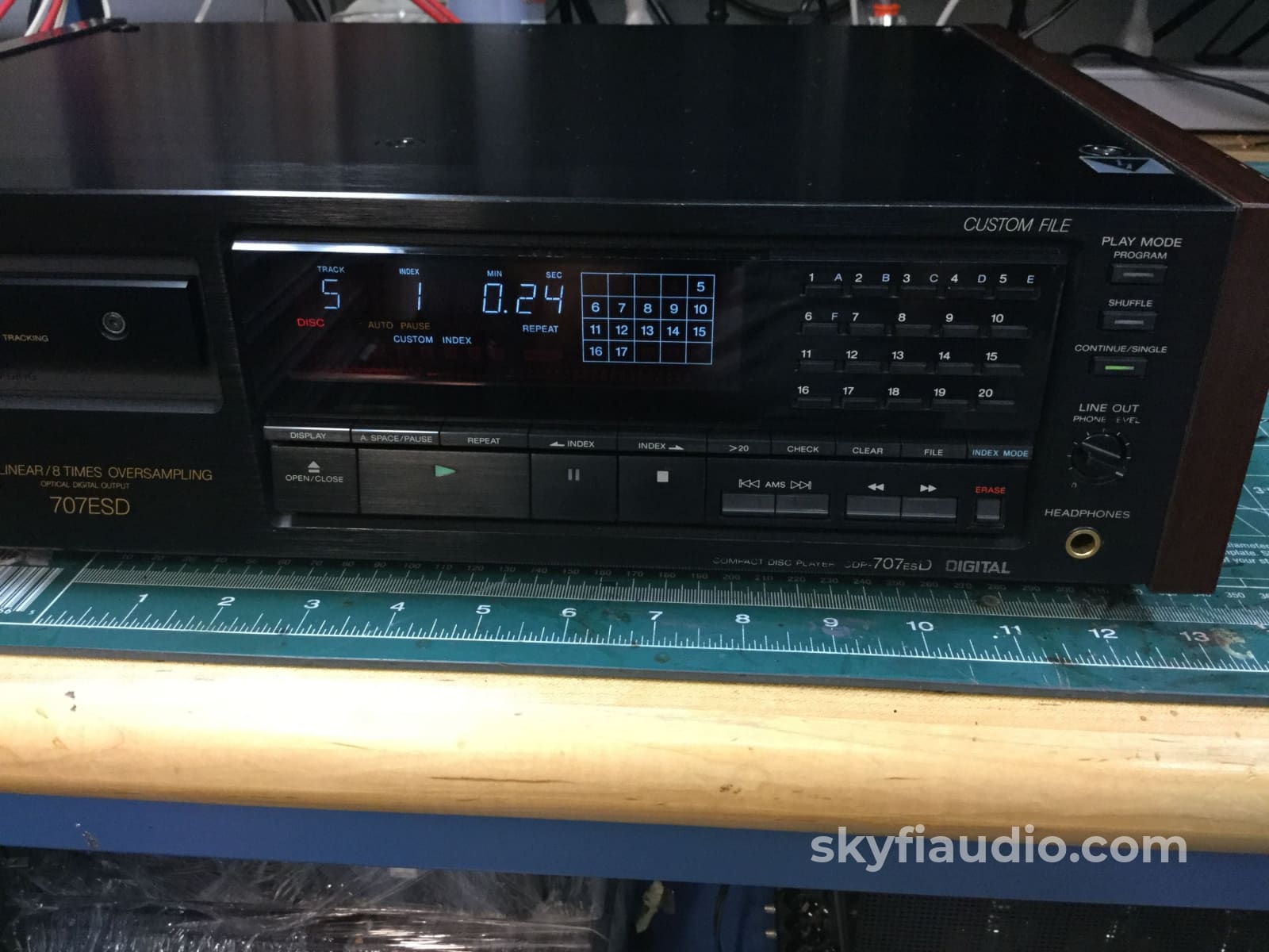 Sony Cdp-707Esd Cd Player + Digital