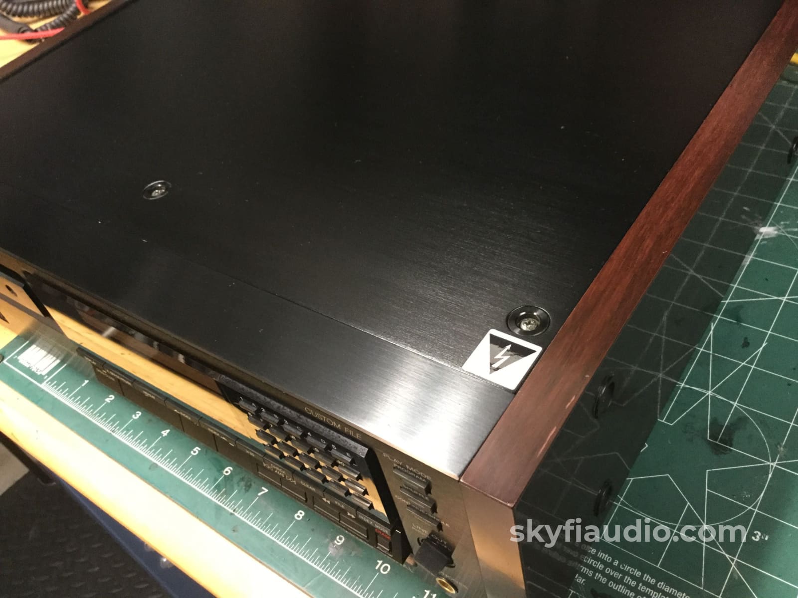 Sony Cdp-707Esd Cd Player + Digital