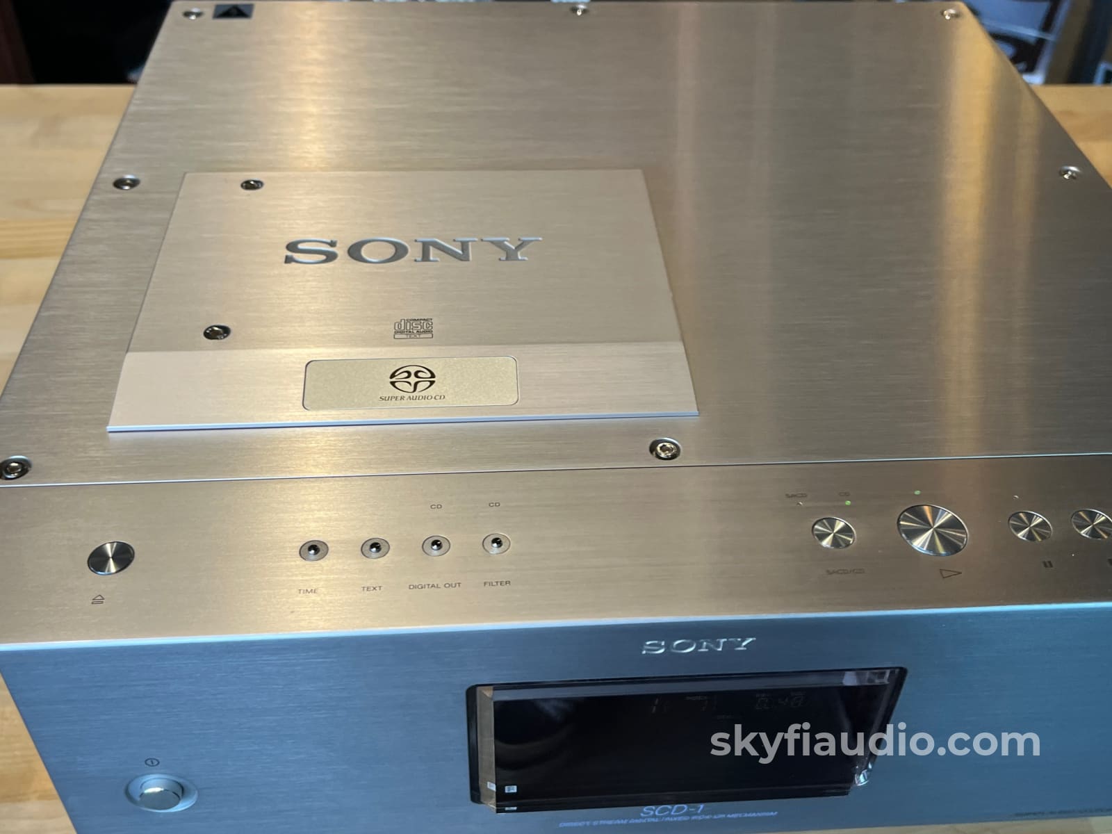 Sony SCD-1 SACD/CD Player - First SACD Player Released - CD + Digital