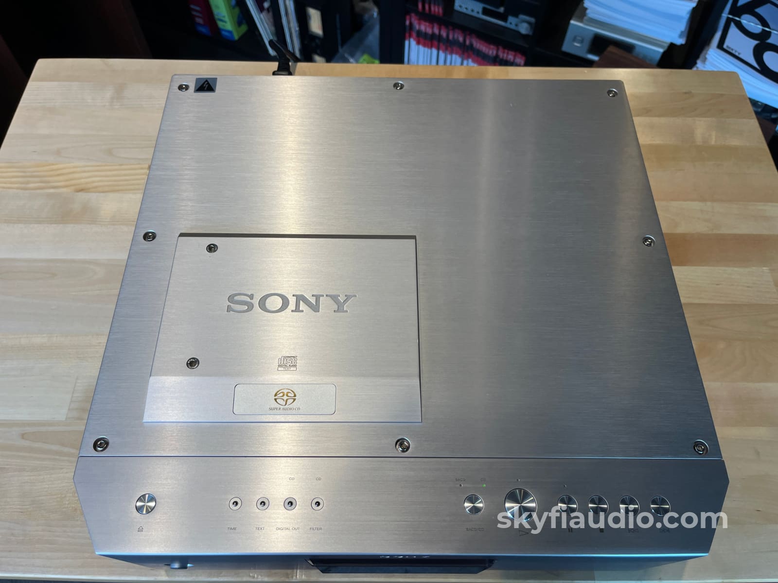 Sony SCD-1 SACD/CD Player - First SACD Player Released - CD + Digital
