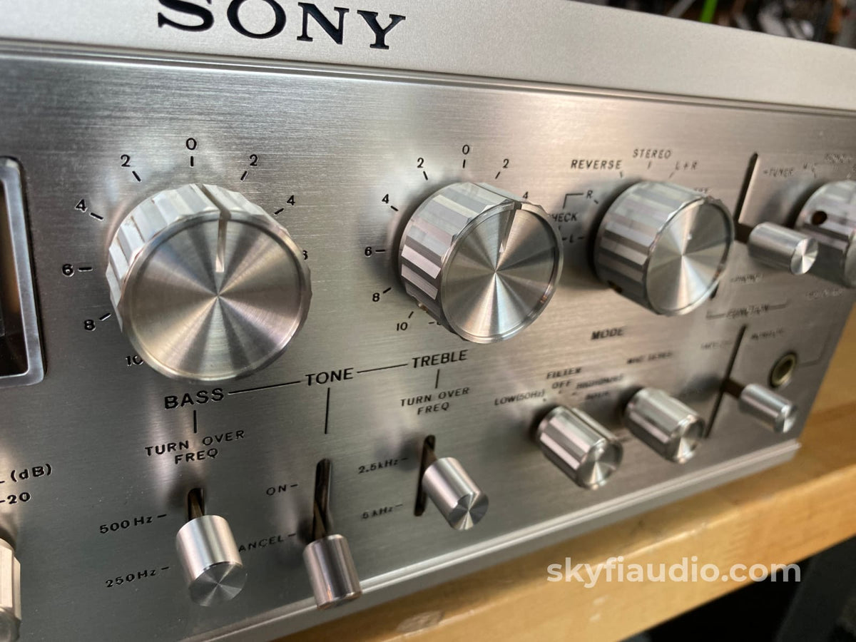 Sony Ta-2000F Vintage Preamplifier With Phono And Meters