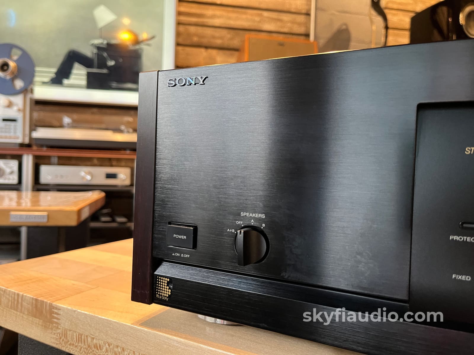 Sony TA-N80ES Mk1 Vintage ES Series Solid State Amplifier - 200W - Amplifier
