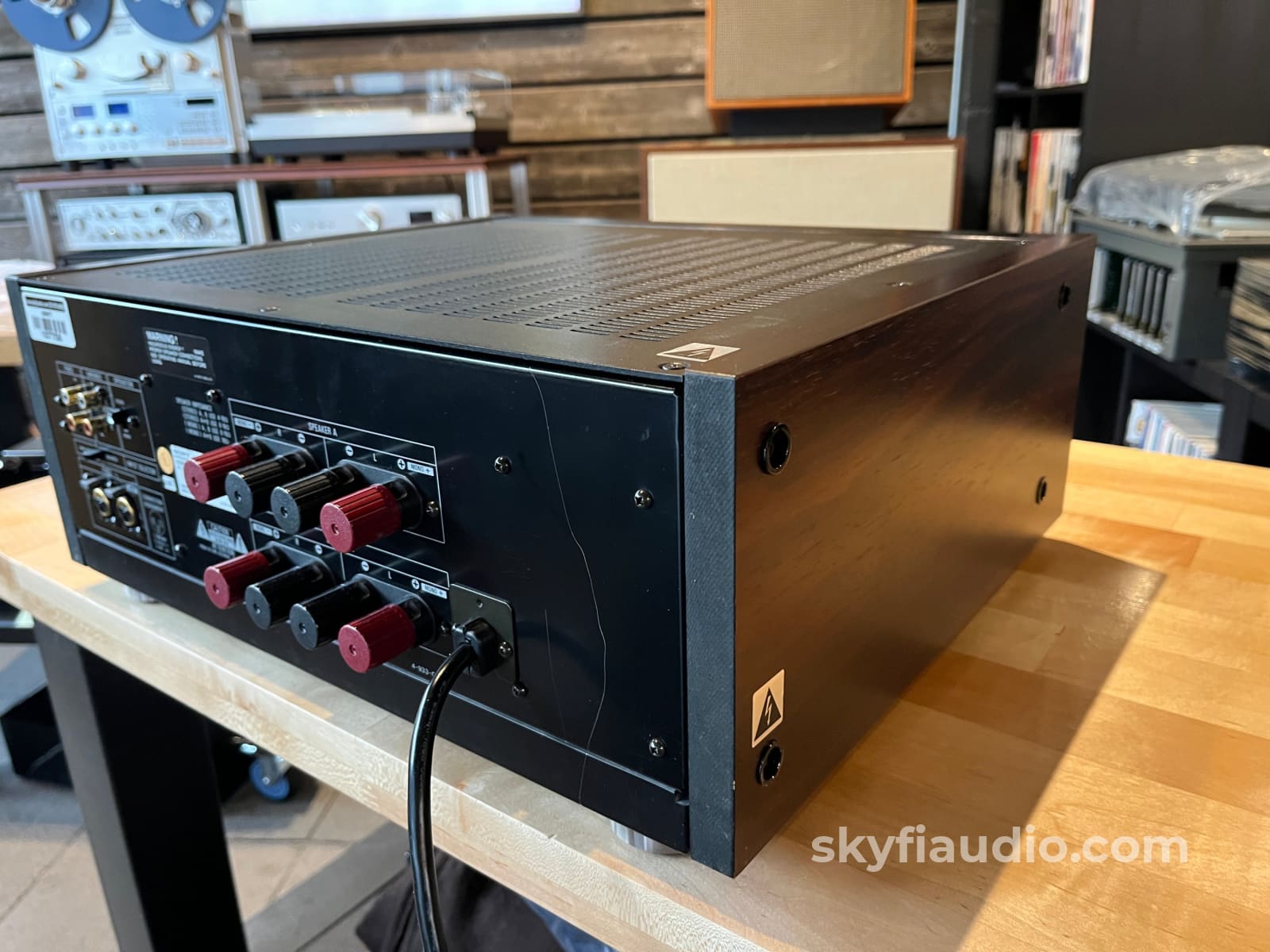 Sony TA-N80ES Mk1 Vintage ES Series Solid State Amplifier - 200W - Amplifier