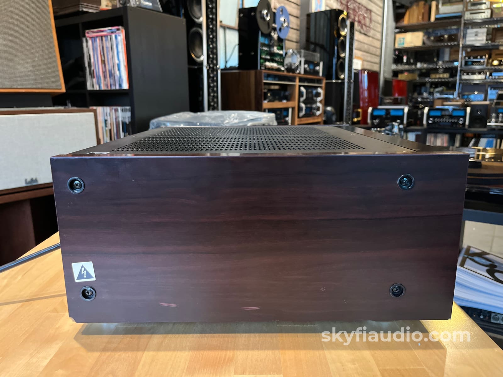 Sony TA-N80ES Vintage ES Series Solid State Amplifier - 200W - Amplifier