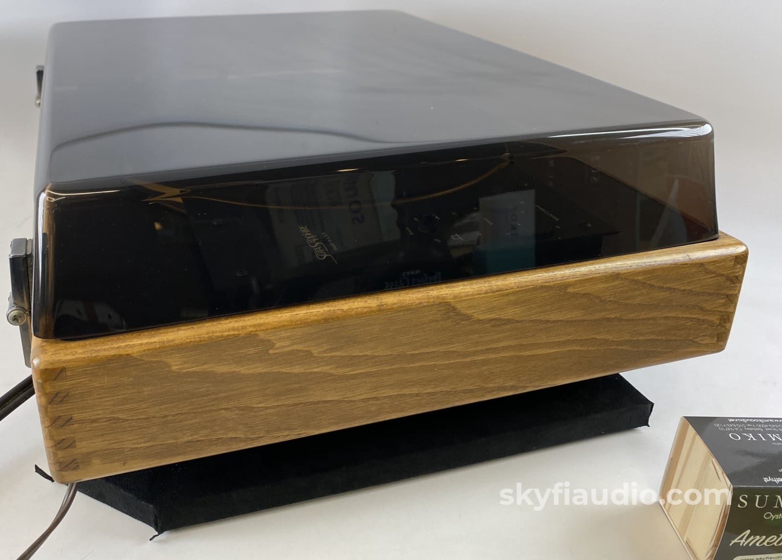 Sota Sapphire Turntable - With A Signet Xk35 Tonearm And New Sumiko Amethyst Cartridge
