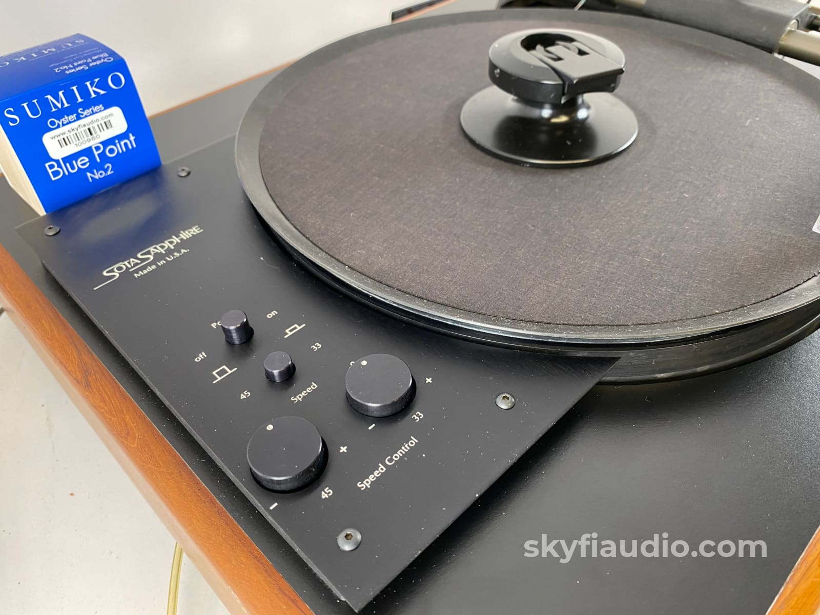 Sota Sapphire Turntable With Vacuum Platter Eminent Technology Tonearm And New Sumiko Cartridge