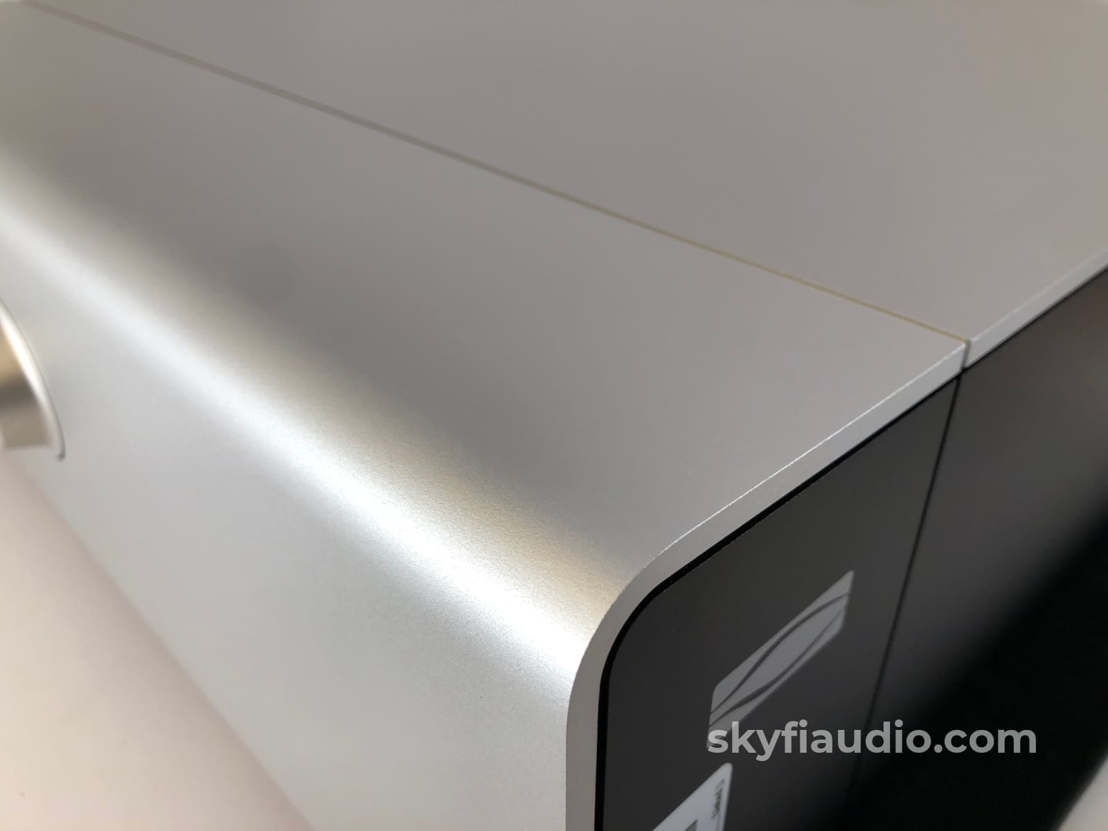 Soulution Audio 560 D/A Converter - Dsd Capable Very Advanced And Great Reviews $35K Msrp Cd +