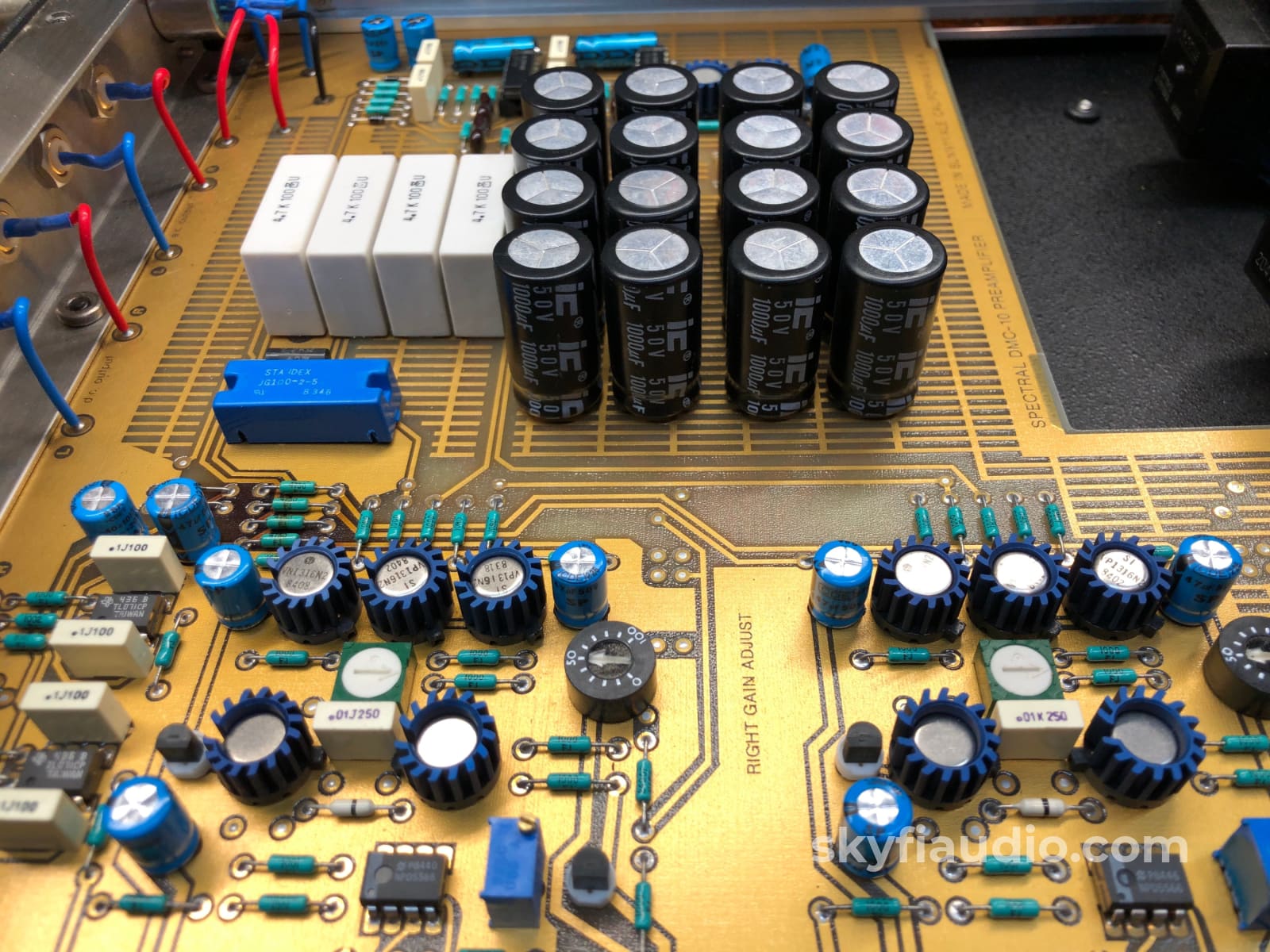 Spectral Dmc-10 Gamma Preamp With Phono Input Amplifier