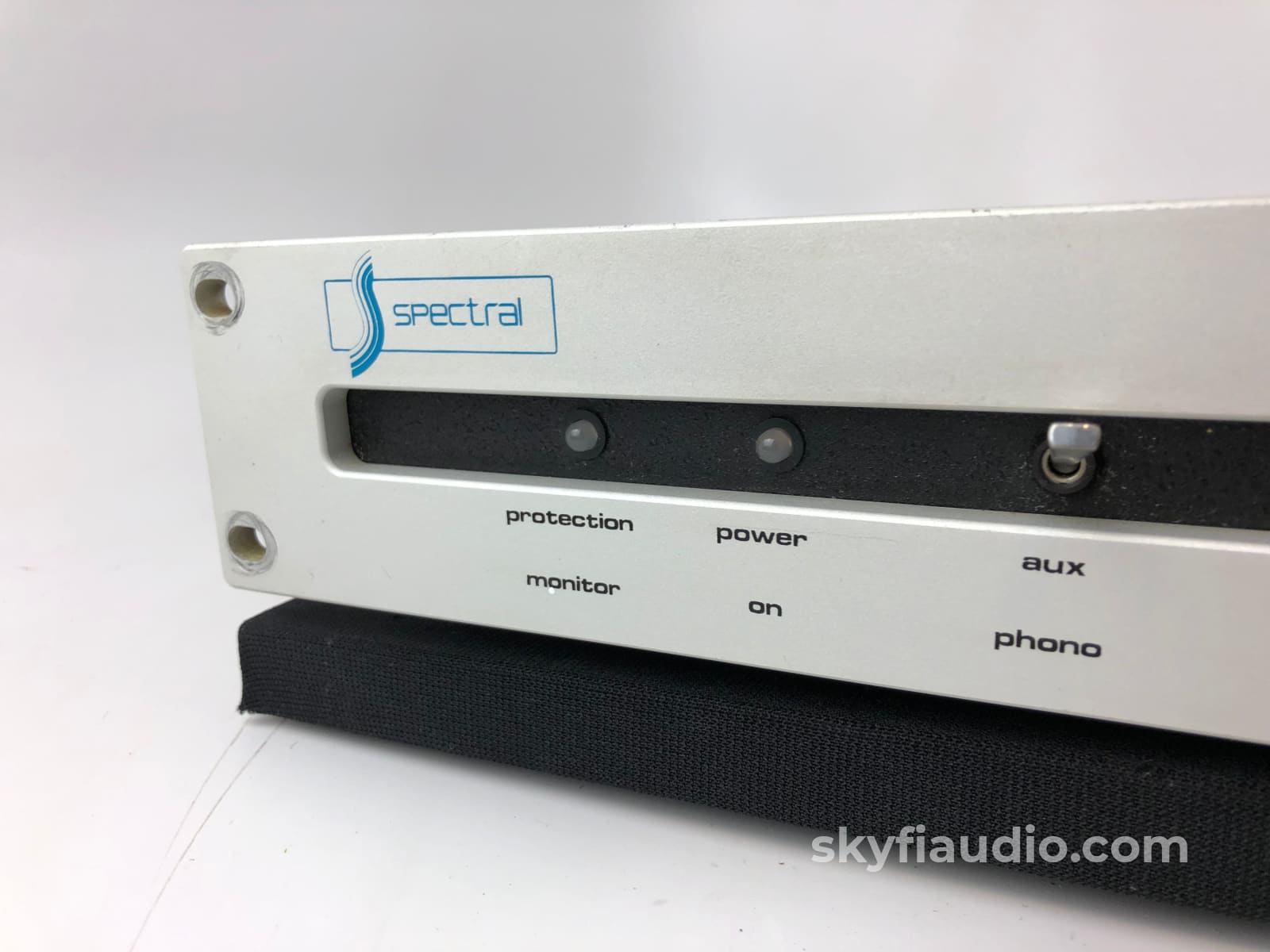 Spectral Dmc-10 Gamma Preamp With Phono Input Amplifier