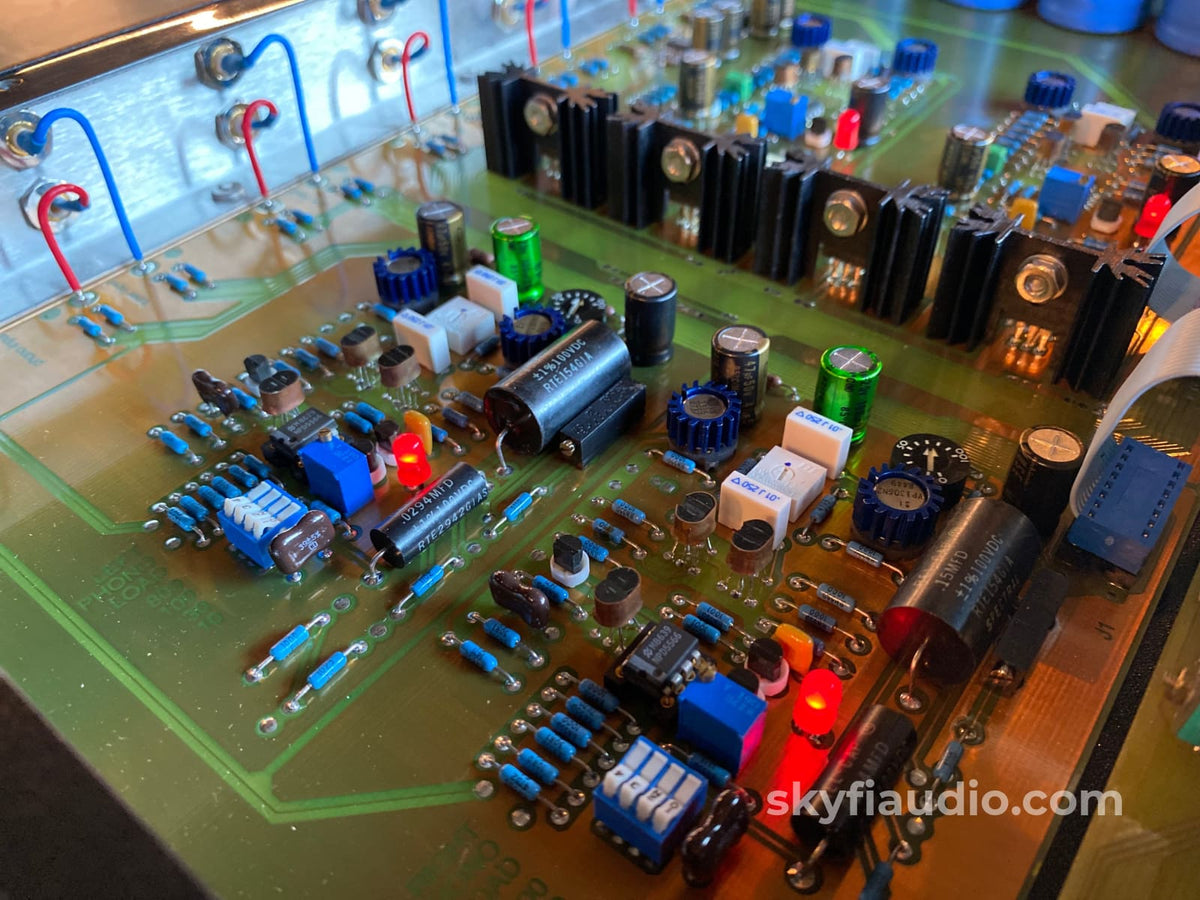 Spectral Dmc-6 Analog Preamp Wphono And Dsm-10 Power Supply - Skyfi Serviced Preamplifier