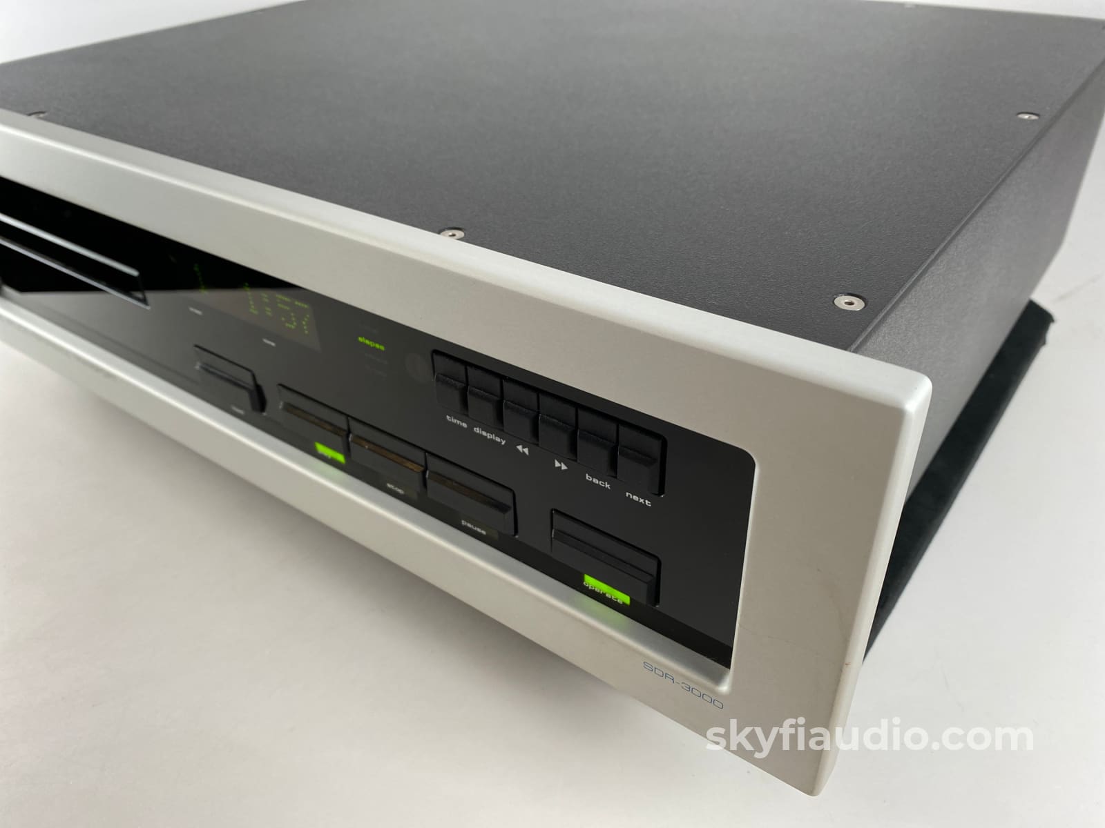 Spectral Sdr-3000 Studio Reference Compact Disc Transport Cd + Digital