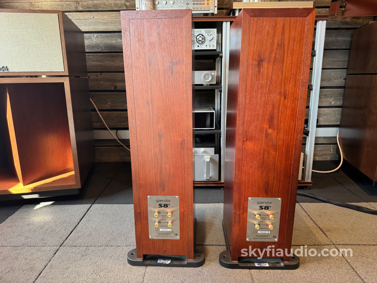 Spendor S8E Floorstanding Speaker Pair - Beautiful Speakers