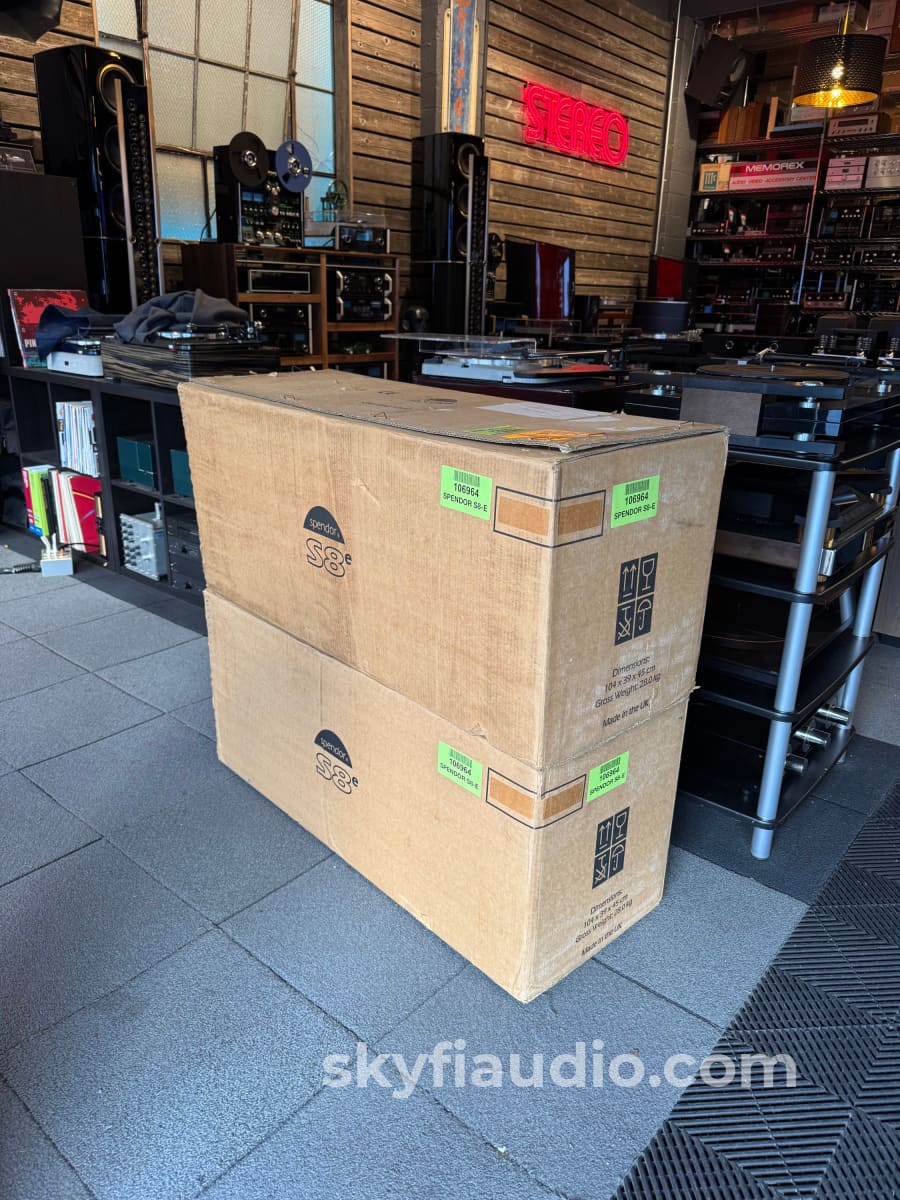 Spendor S8E Floorstanding Speaker Pair - Beautiful Speakers