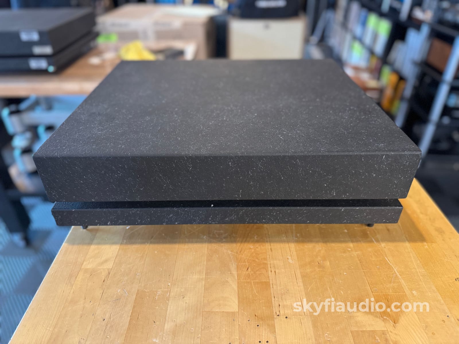 SRA (Silent Running Audio) - Lamm M2.2 Amplifier Stand (Single) - Works With Others Accessory