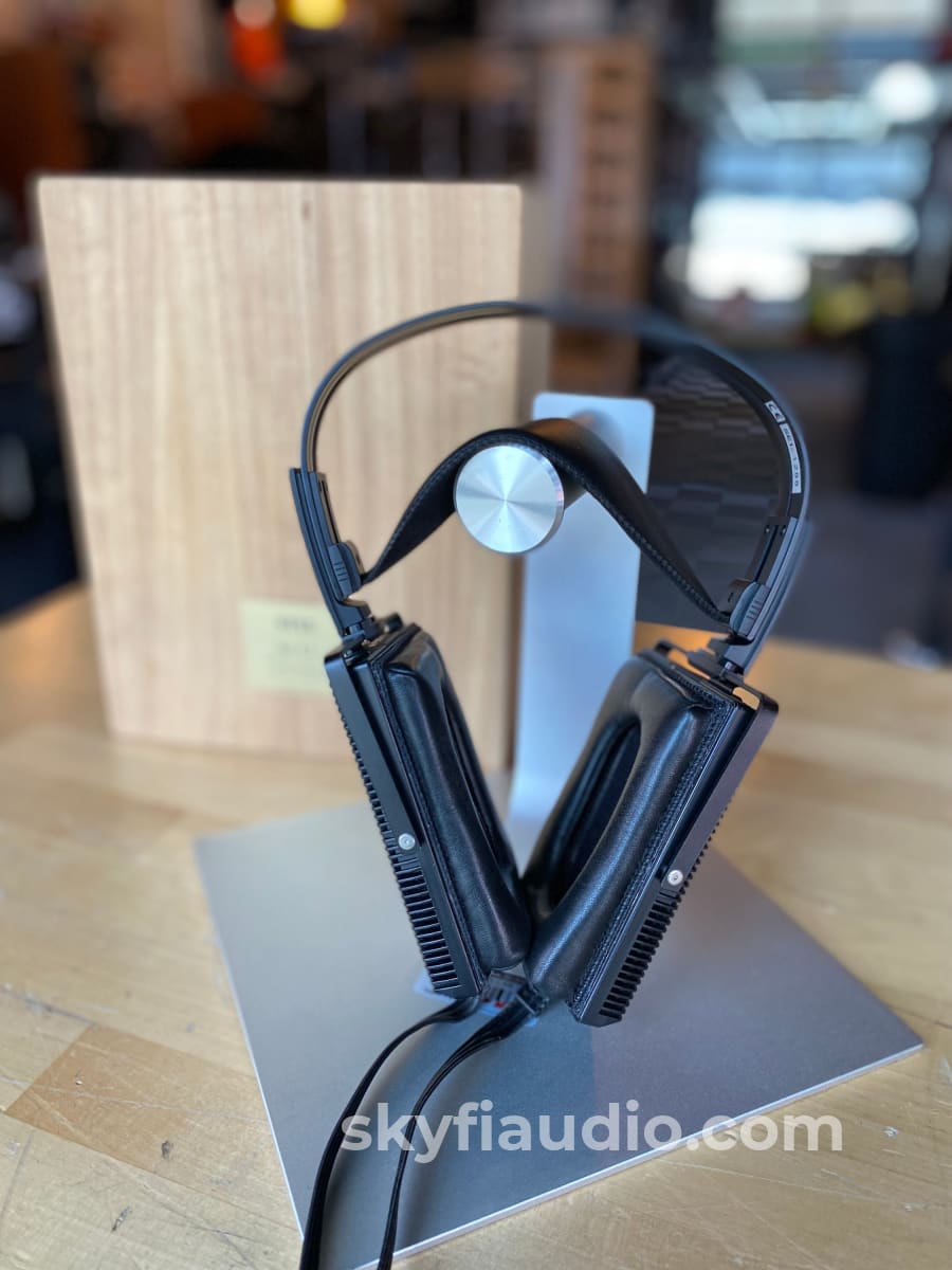 Stax Sr-507 Electrostatic Headphones - Like New In Box
