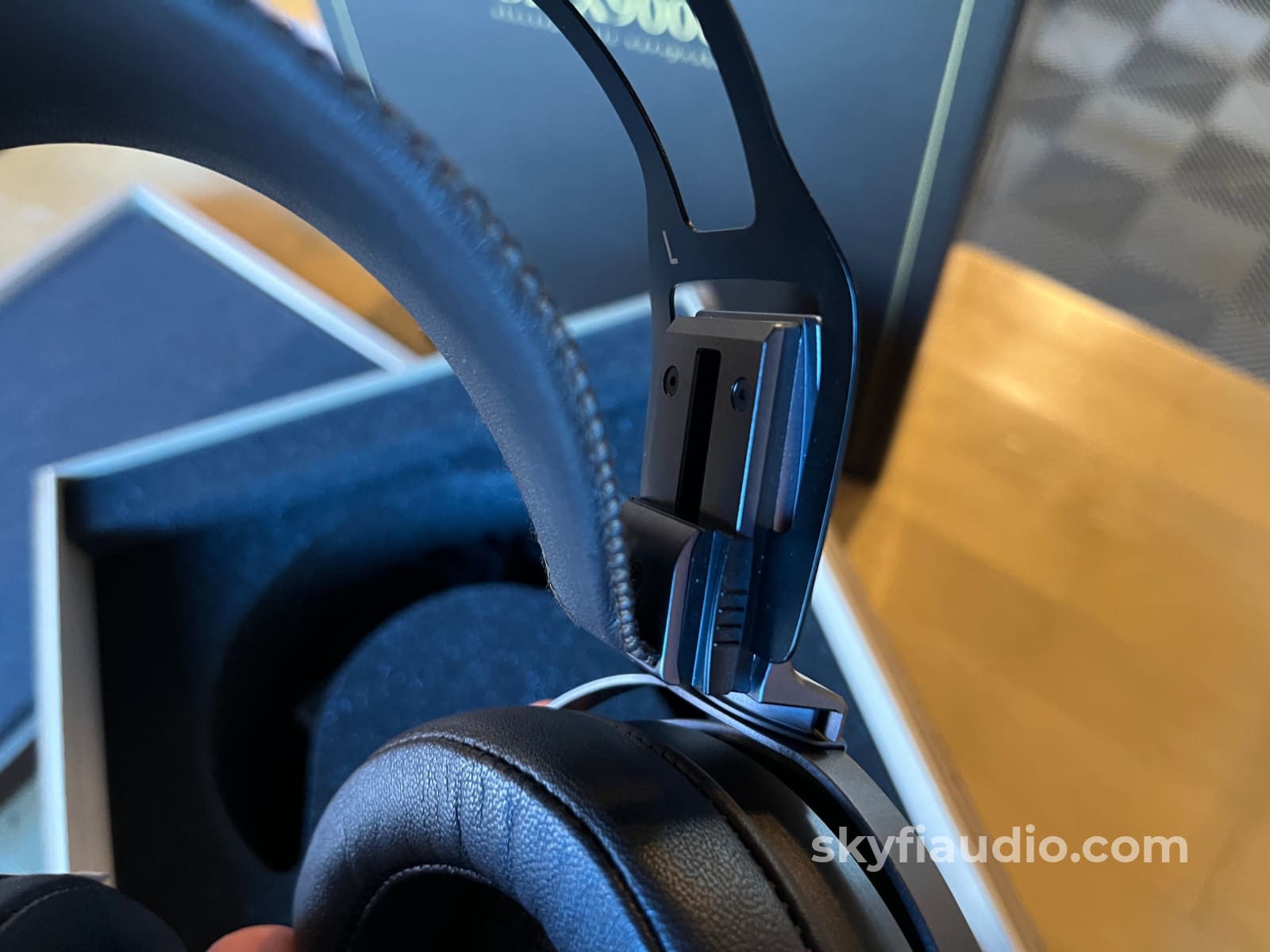 Stax SR-X9000 Electrostatic Headphones Headphones