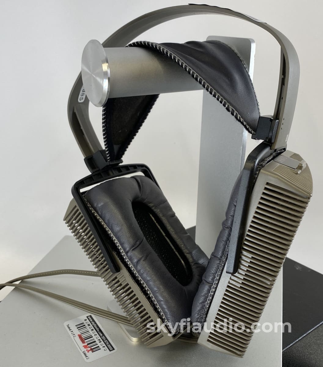 Stax Srm-727-Ii Headphone Amplifier With Lambda Classic Headphones