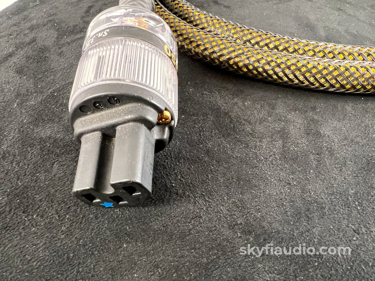 Stealth M-21 Super IEC Power Cable with Watt Gate Terminations - 6ft