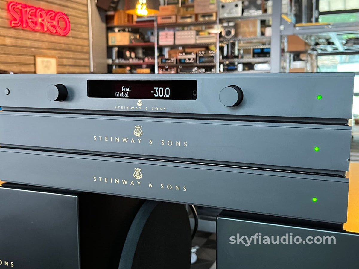 Steinway Lyngdorf S-Series System - Complete - Speakers
