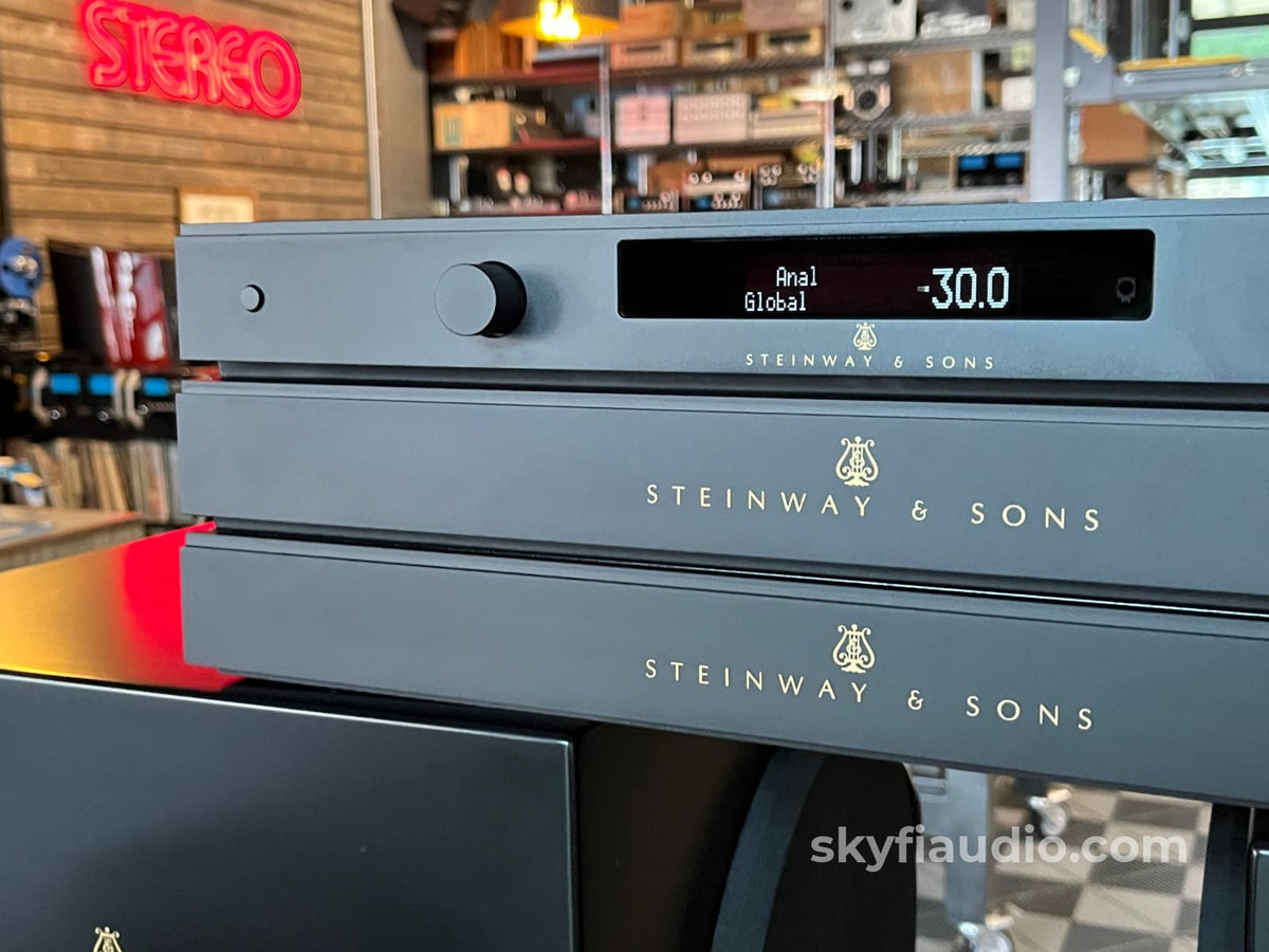Steinway Lyngdorf S-Series System - Complete - Speakers