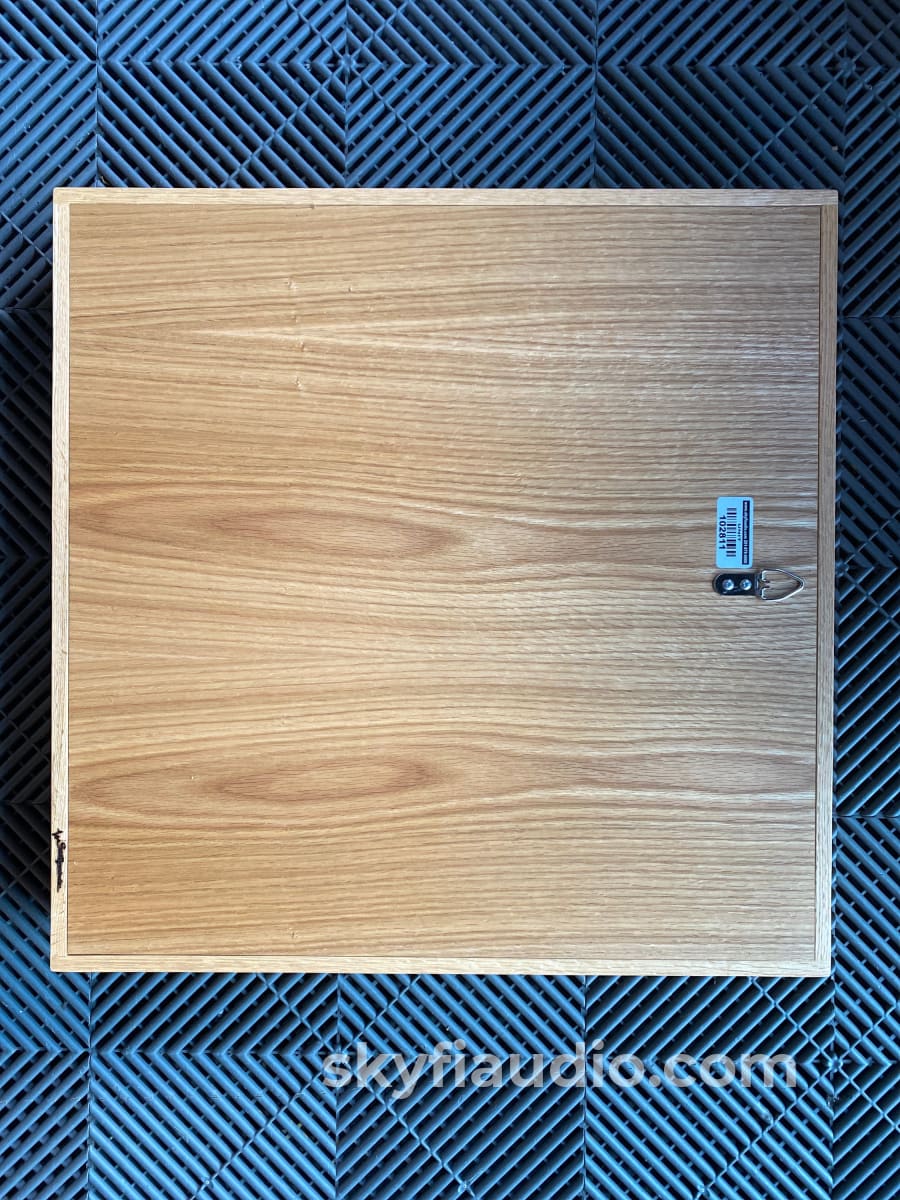 Stillpoints Aperture Acoustic Panel - Oak W/ Cream Cloth Triangle Hook (Original Version) Accessory