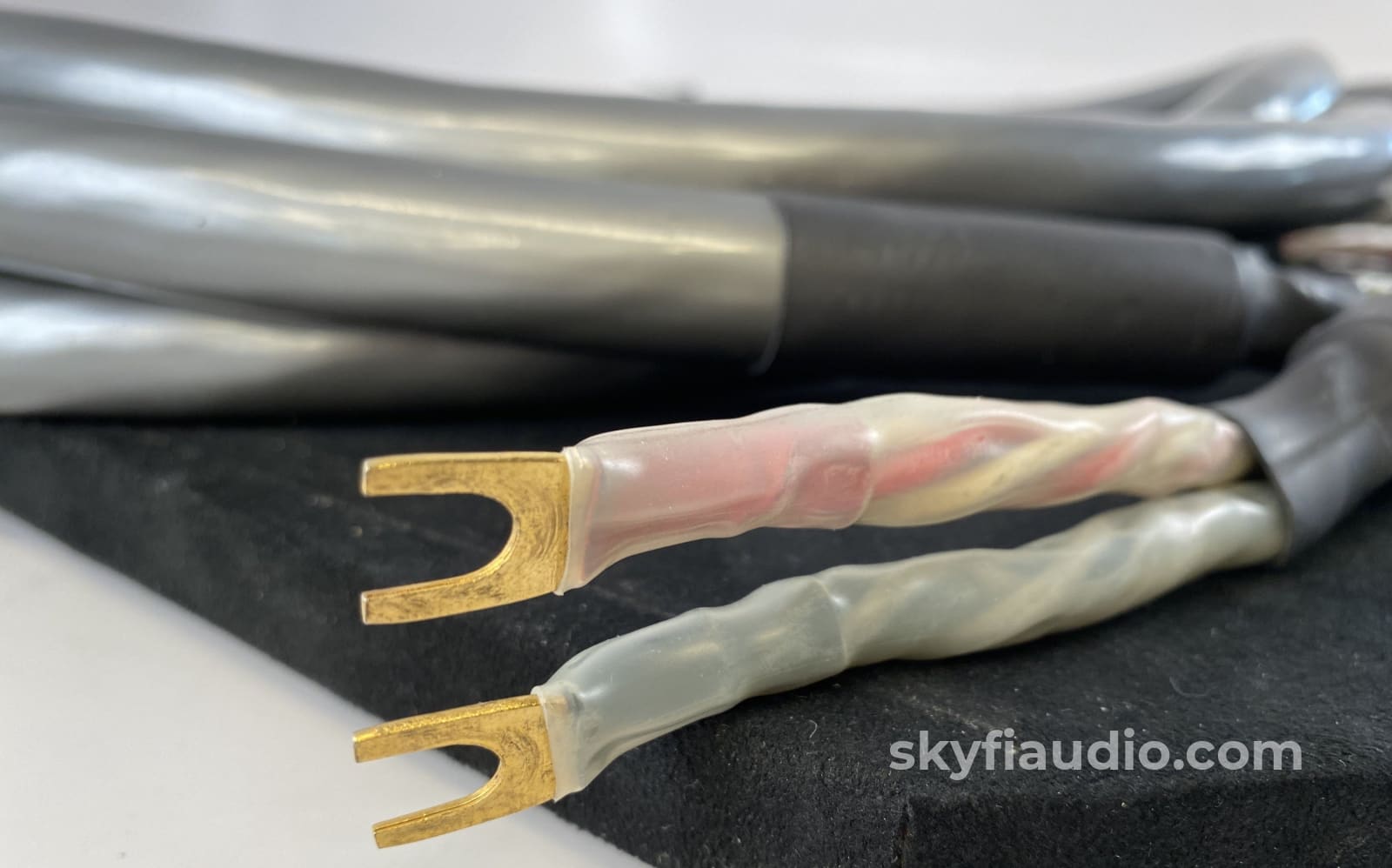 Straight Wire Silver Surfer Speaker Cables In Bi-Wire - 2M