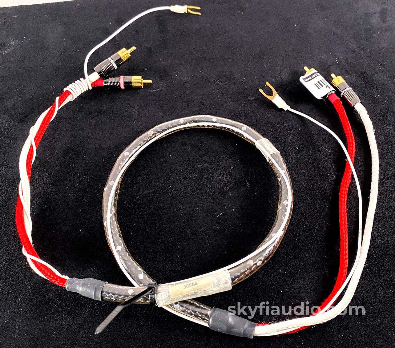Straight Wire - Virtuoso Stereo Phono Cable With Ground 1M Cables