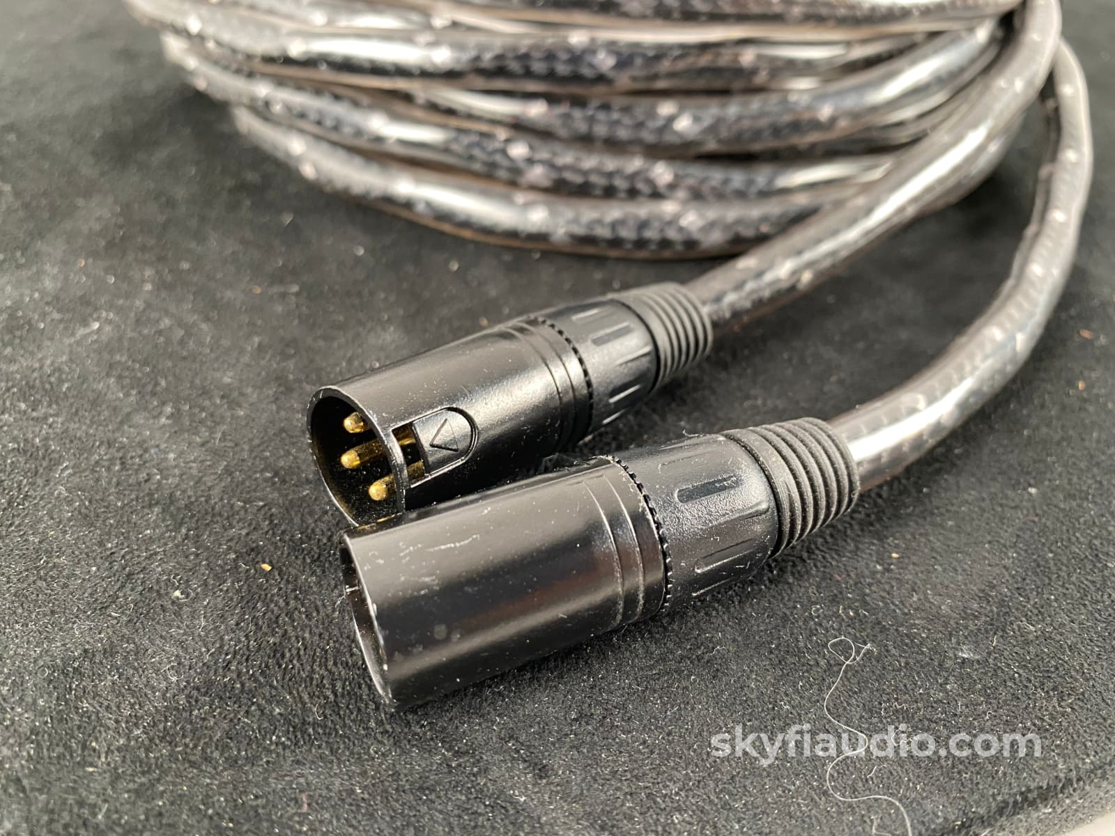 Straightwire Virtuoso R2 Xlr Interconnects (Pair) - 3M Cables