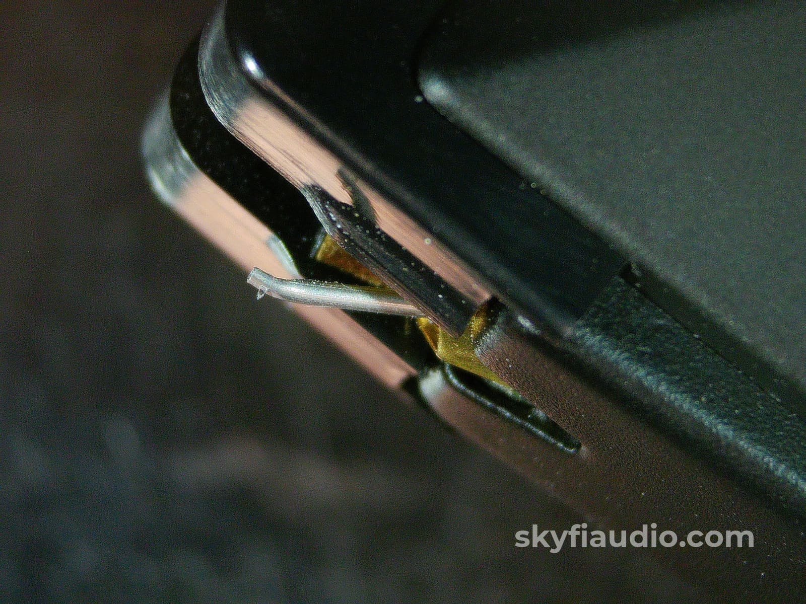 Sumiko Amethyst Mounted on Technics Headshell Pre Loved Phono Cartridge