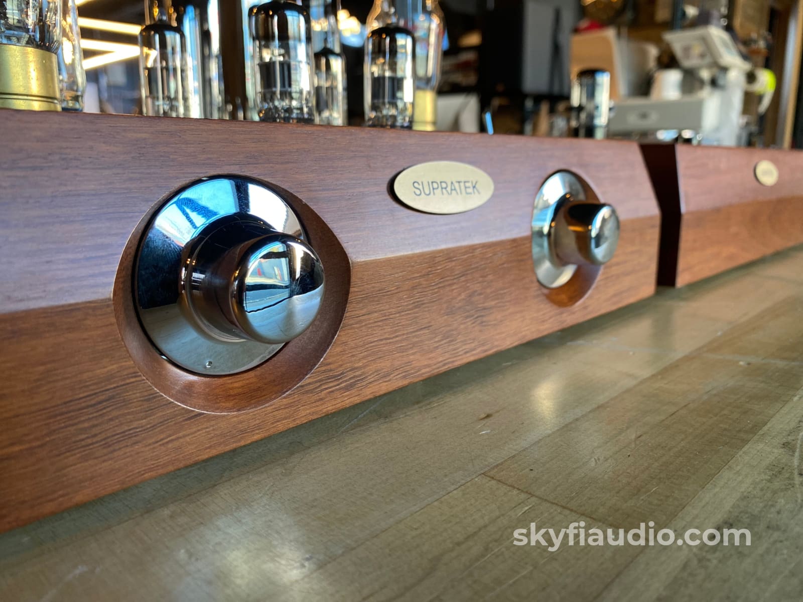 Supratek Chenin Tube Preamplifier W/Power Supply And Phono Section