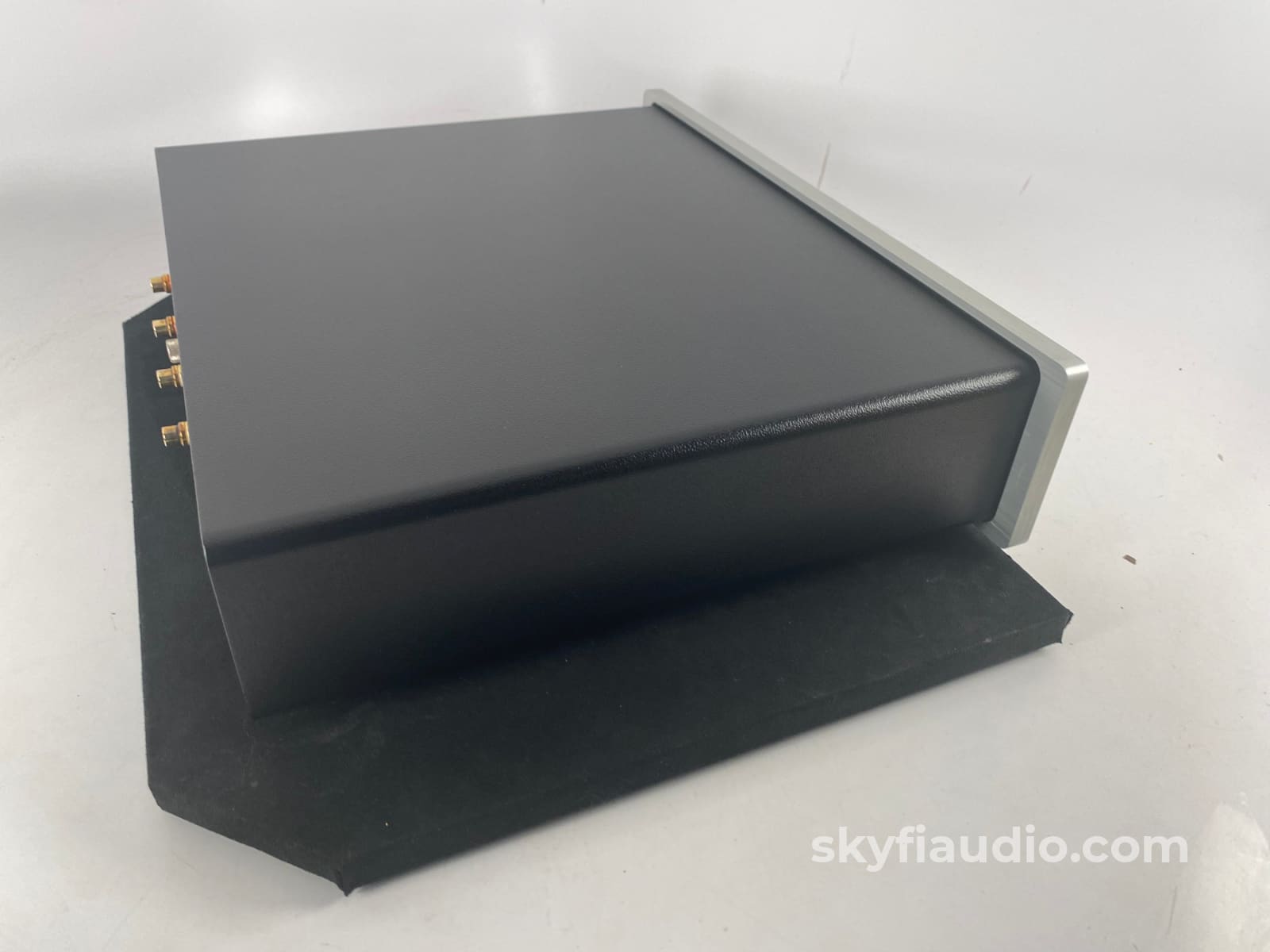 Sutherland Engineering Phd World Class Phono Stage (Battery Powered) Preamplifier