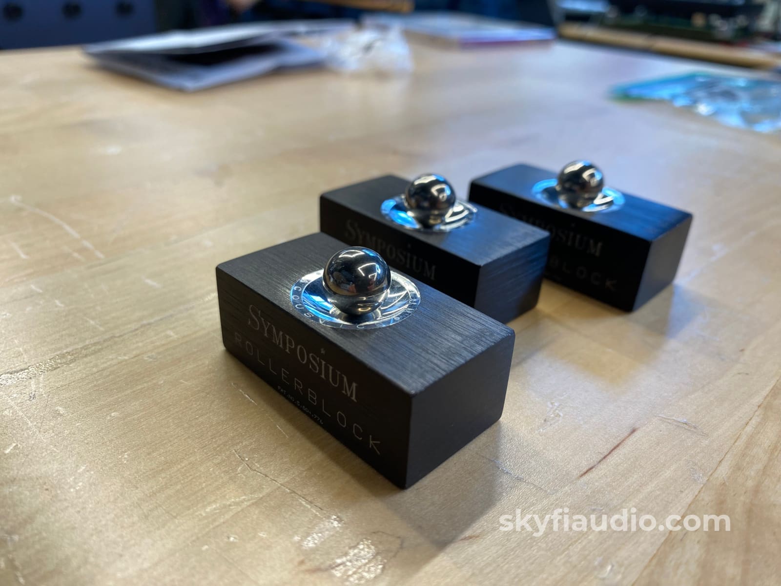 Symposium Rollerblock Isolation/Coupler Footer System Accessory