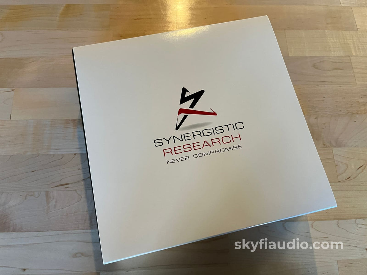 Synergistic Research Foundation RCA Pair - 1m Cables
