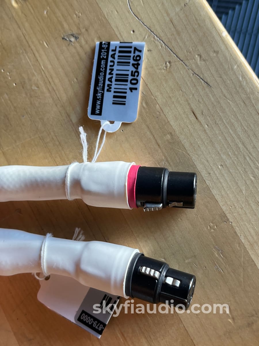 Resolution Reference X Series Xlr (Pair) - 1M Cables